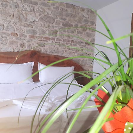 Hotel Omer The Ottoman House Berat Dış mekan fotoğraf