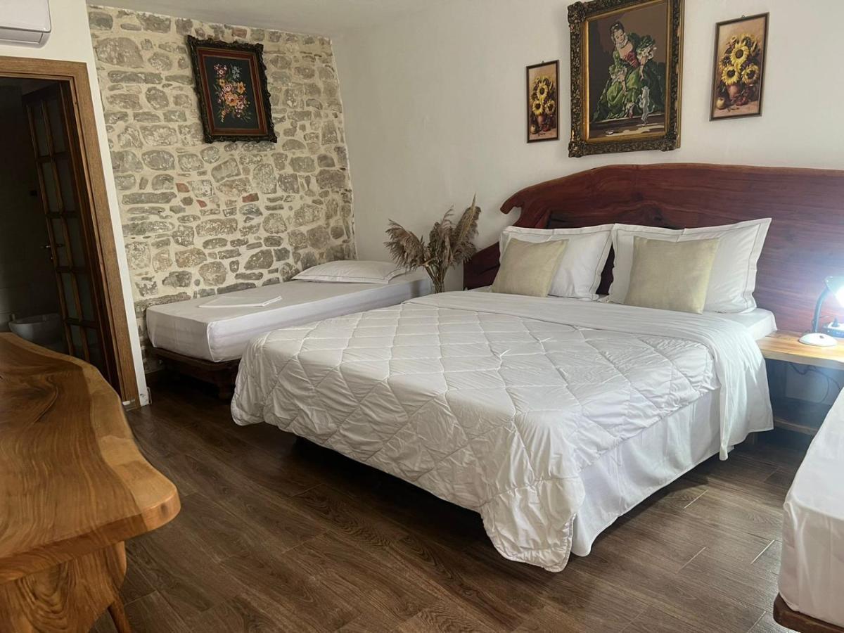 Hotel Omer The Ottoman House Berat Dış mekan fotoğraf